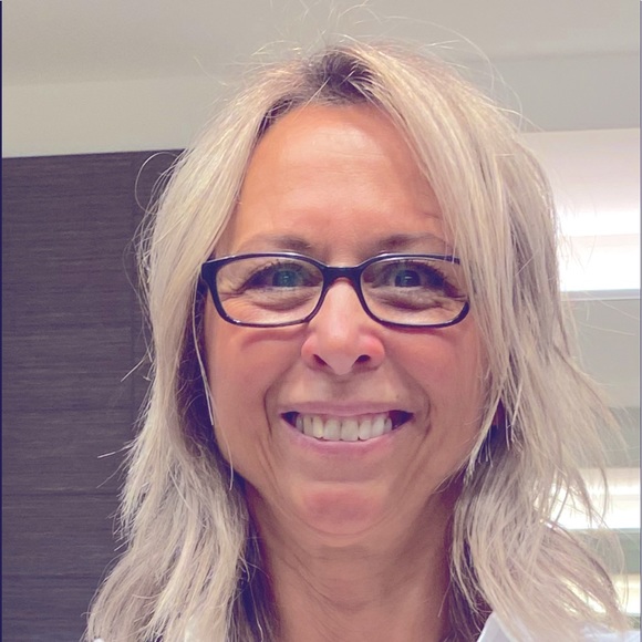 Meet your Posher, Margaret - Picture 1 of 1